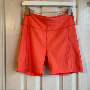 NWOT Outdoor Voices SplashKnit 5” Short in Hot Coral, size Medium